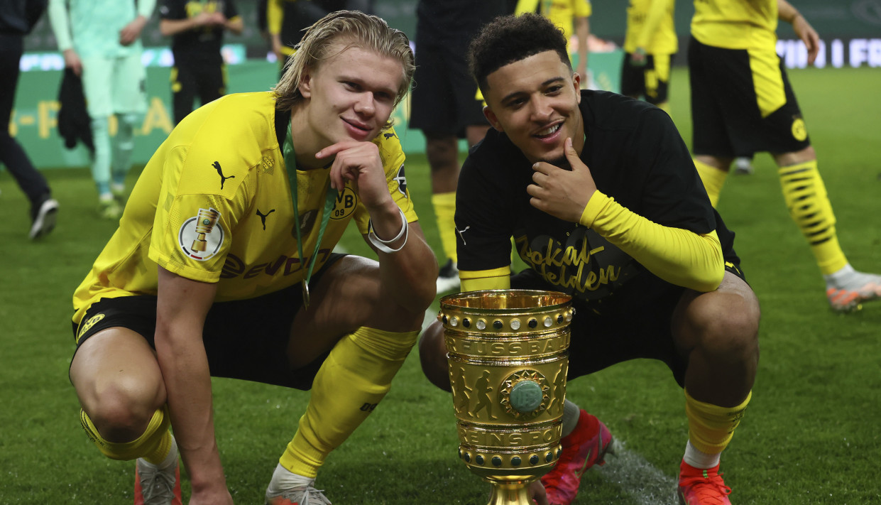 Good friends: There was a good atmosphere between Erling Braut Haaland and Jadon Sancho at Borussia Dortmund.  Photo: Martin Rose/Pool via AP.