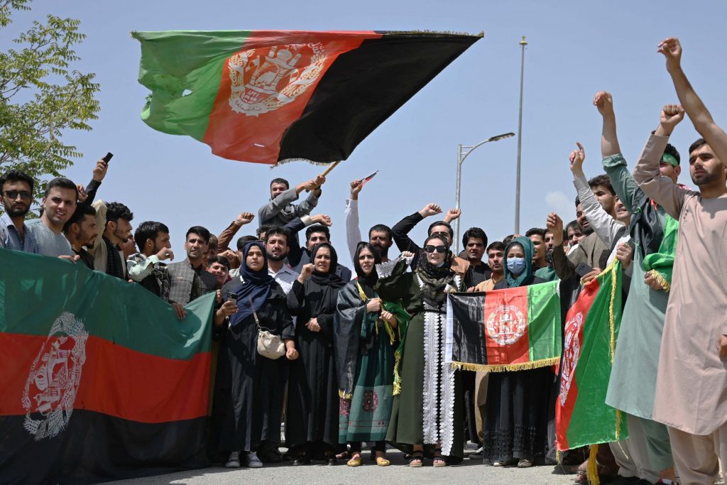 Taliban tighten grip on Liberation Day - VG