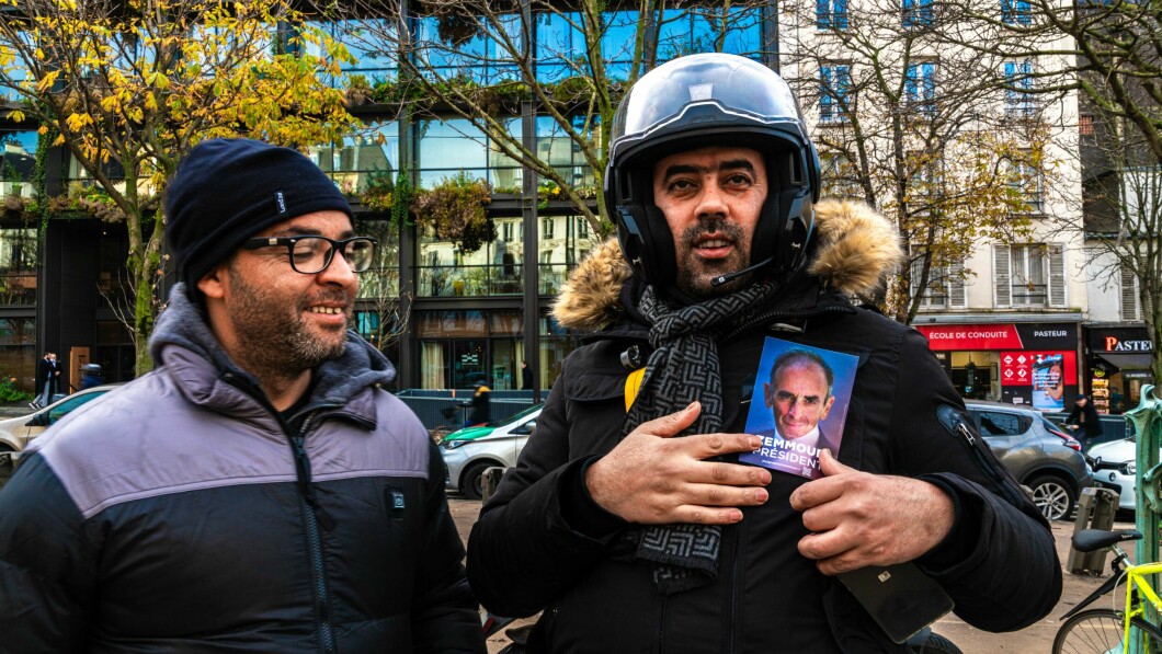 No favourite: Zemmour mostly blames immigrants in France.  These two give a clear message that he's not their favourite.  Photo: Santiago Vergara / TV 2