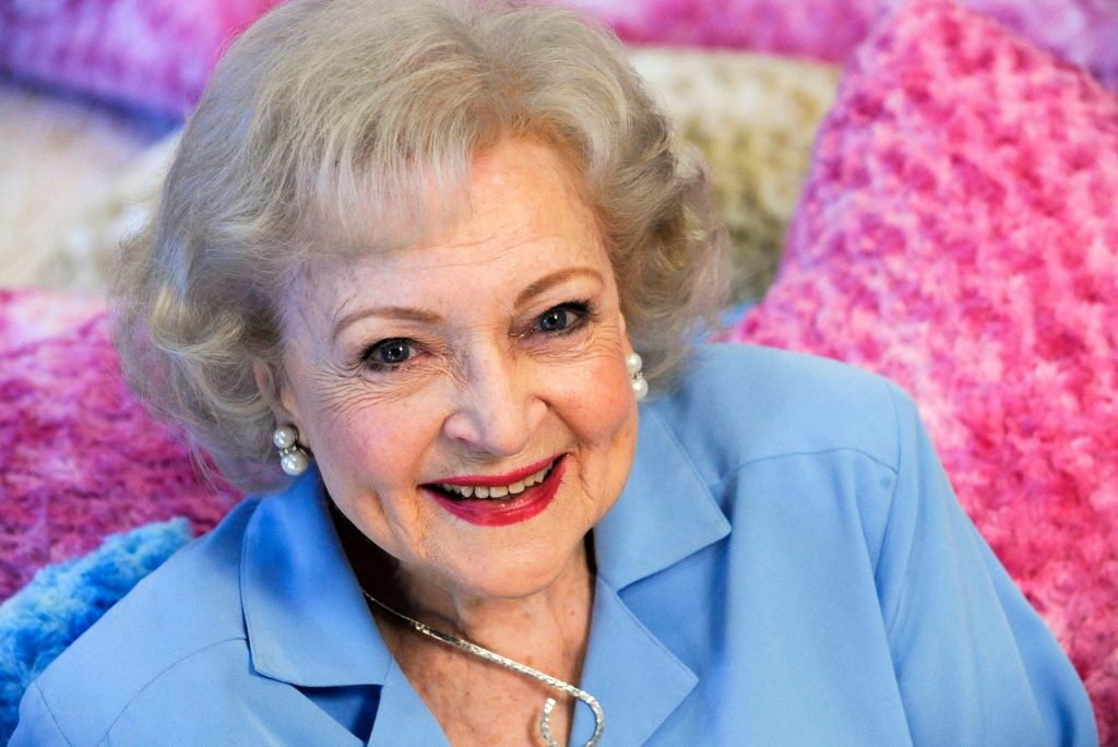 Betty White's Special Wish: A Private Funeral - VG