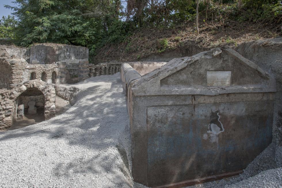 Marcus Vinerius Secondo was found in the Porta Sarno cemetery in Pompeii.  The area is not open to the public.  Photo: Alfio Giannotti / AP