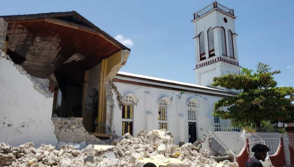 REST: Many buildings collapsed in the earthquake, like this church in Les Cayes, Haiti.  Photo: AP Photo/Delot Jean/NTB