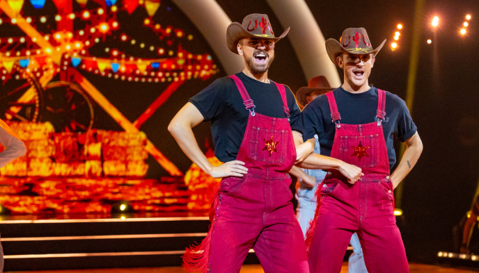 Show: Joachim and Benjamin presented the audience with a real country party.  Photo: Thomas Andersen / TV 2