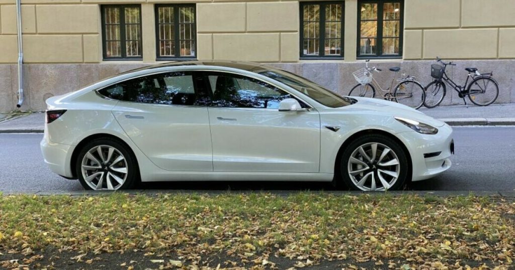 Tesla Model 3, S and X: