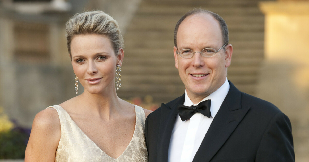 Princess Charlene: - The princess is in mourning