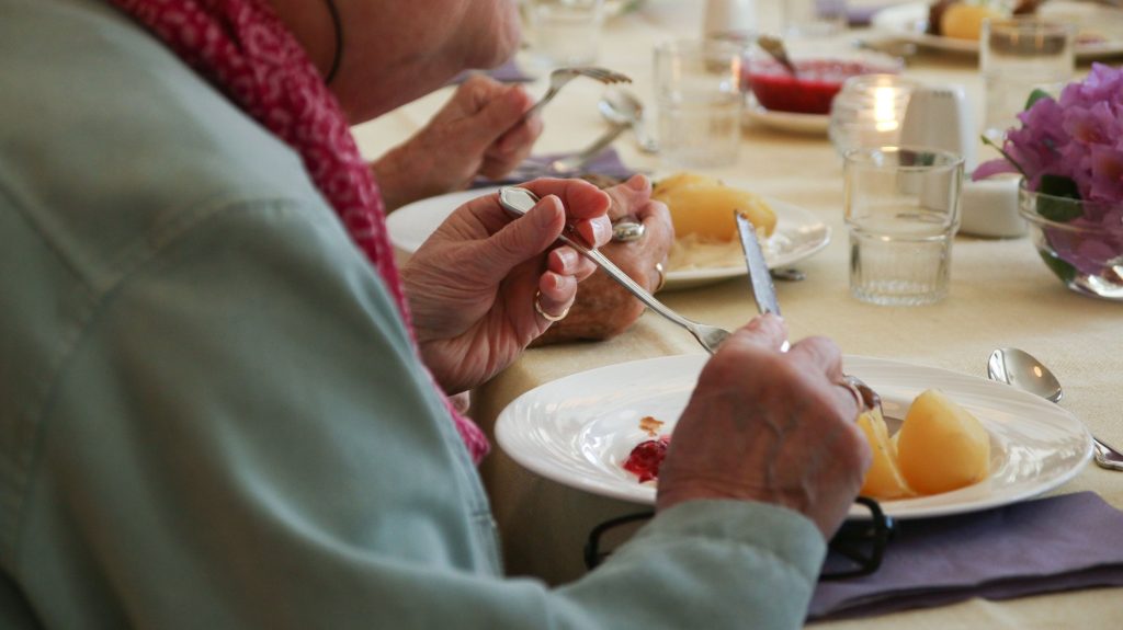Norwegian Politics, Oslo |  Oslo's Elderly Food Alarms: Politicians Order Cold Nursing Home Food