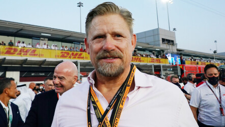 Enjoying Qatar: Old goalkeeper Peter Schmeichel was visiting Qatar last week, where he, among other things, won Formula 1 and competed for the World Cup organizer.  Photo: Hasan Pratik / DPA