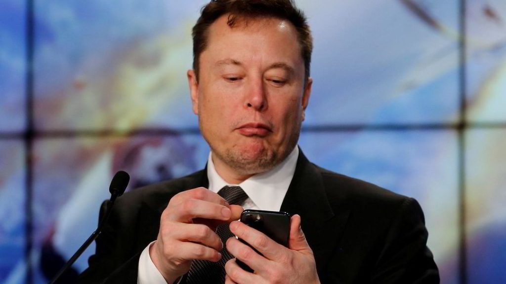 Elon Musk got an answer to Twitter's questions: Sale!