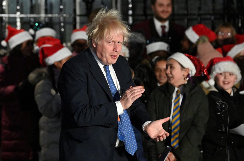 Boris is speeding up the stimulant for everyone - in Norway the plan before Easter is VG