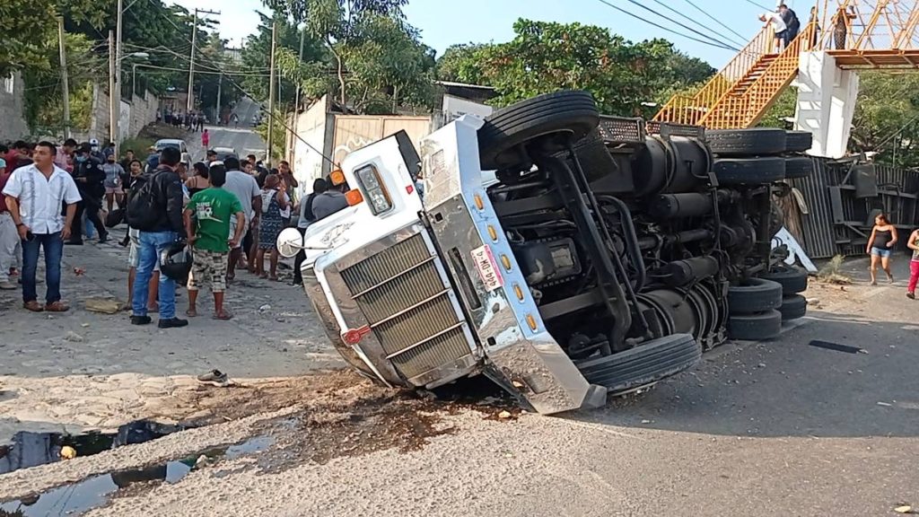 Trailer crash in the southern Mexican state of Chiapas