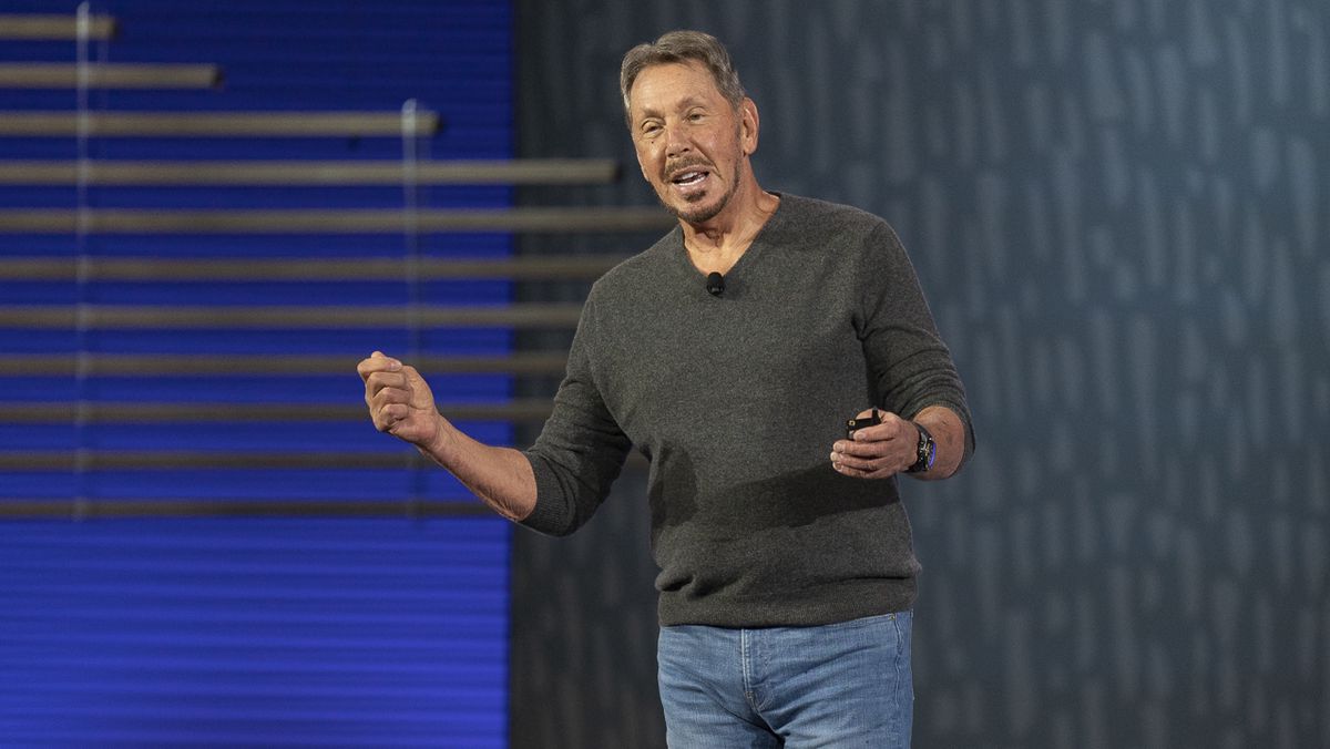 Oracle's Larry Ellison came up with a real blow to Amazon over their downtime
