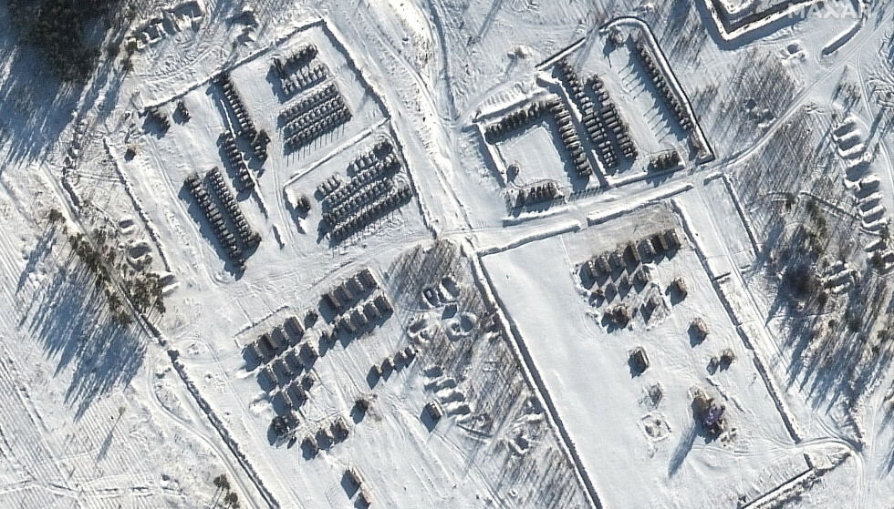 Training area: This satellite image, taken earlier in January, shows the deployment of Russian combat groups at the Bugonovo training area in Voronezh, Russia.  Photo: Maxar Technologies/AP/NTB