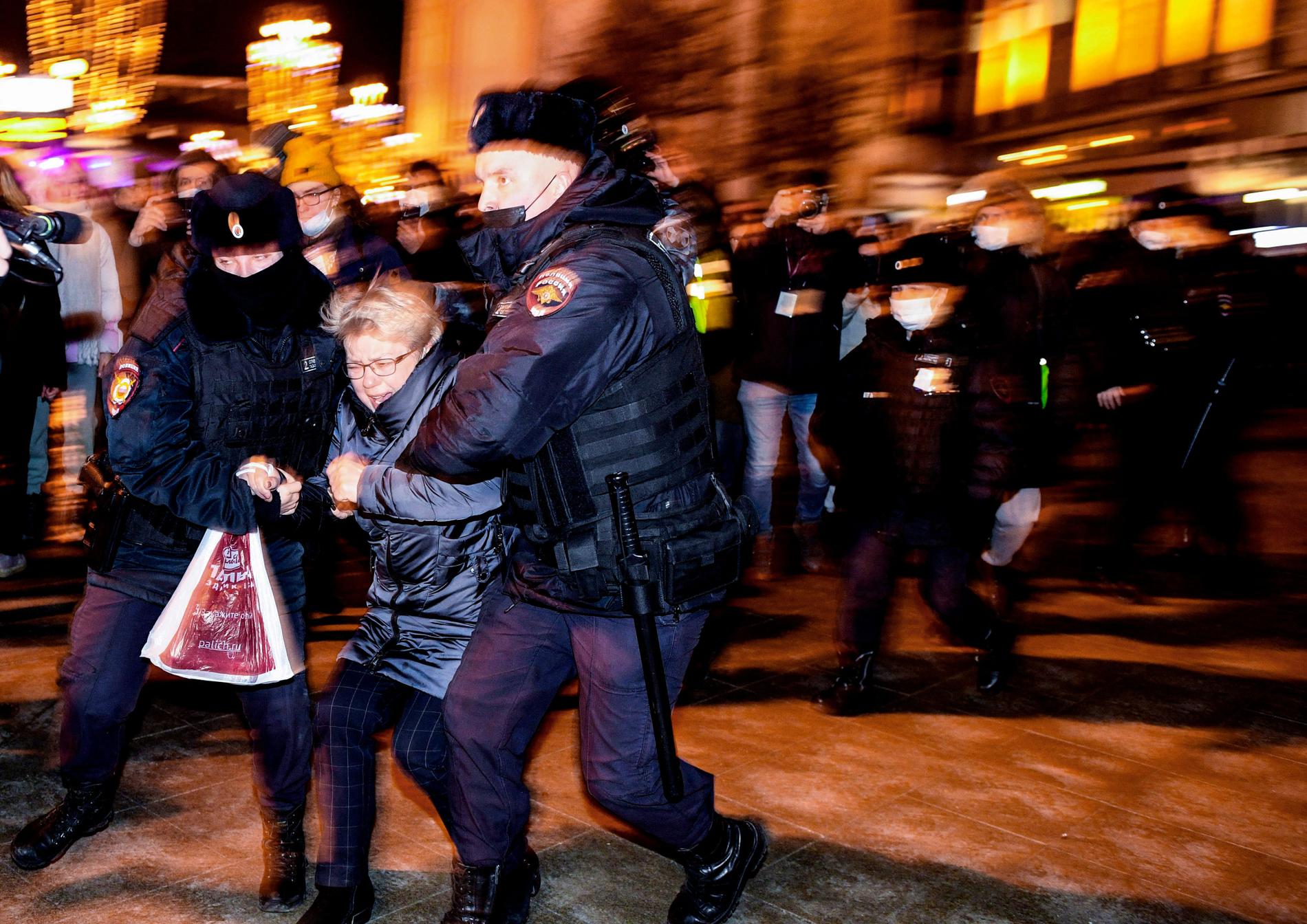 1,800 anti-war protesters arrested in Russia - VG