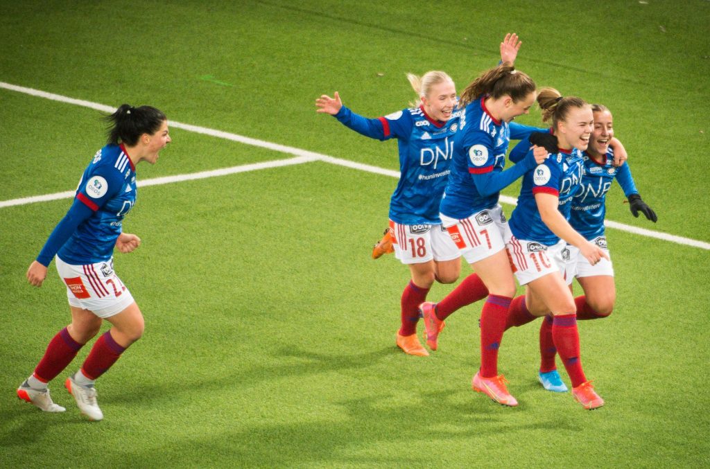 Tvedten and Thorsnes calmed the nerves of the premiere when Vålerenga won - VG