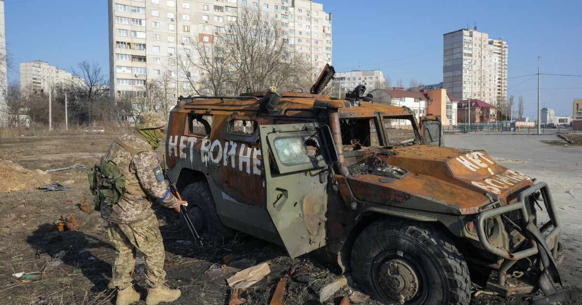 Ukraine war: - Ukraine: - 300 people were killed in an attack