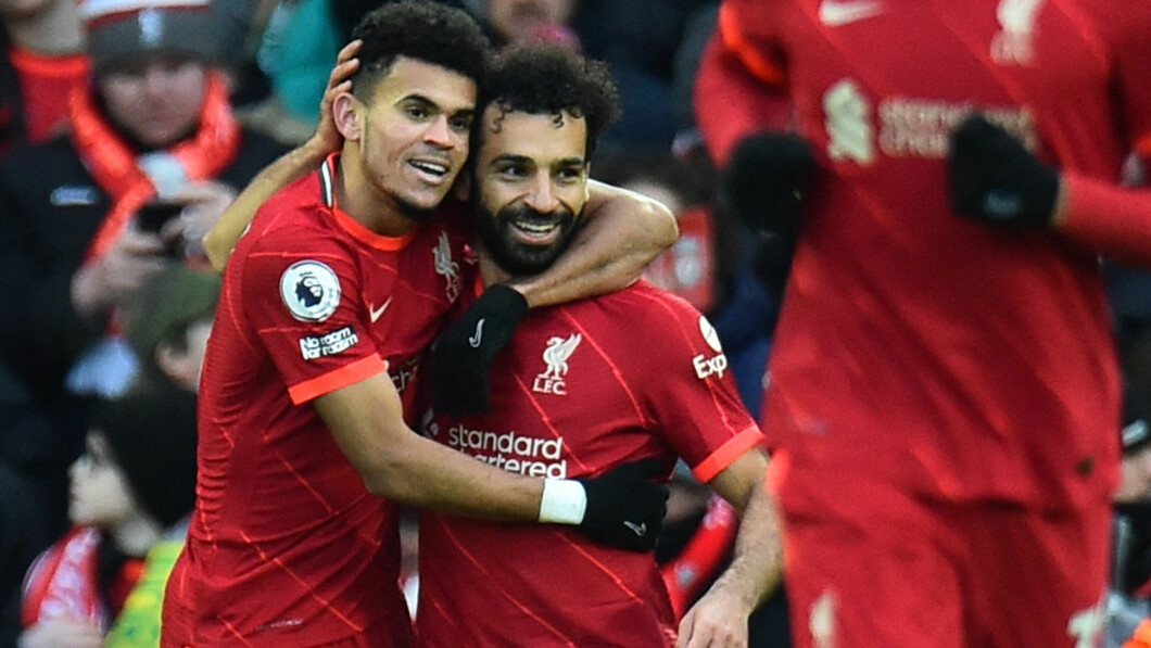 Good hug: Luis Diaz is next to a very good football player named Mohamed Salah.  Photo: Peter Powell