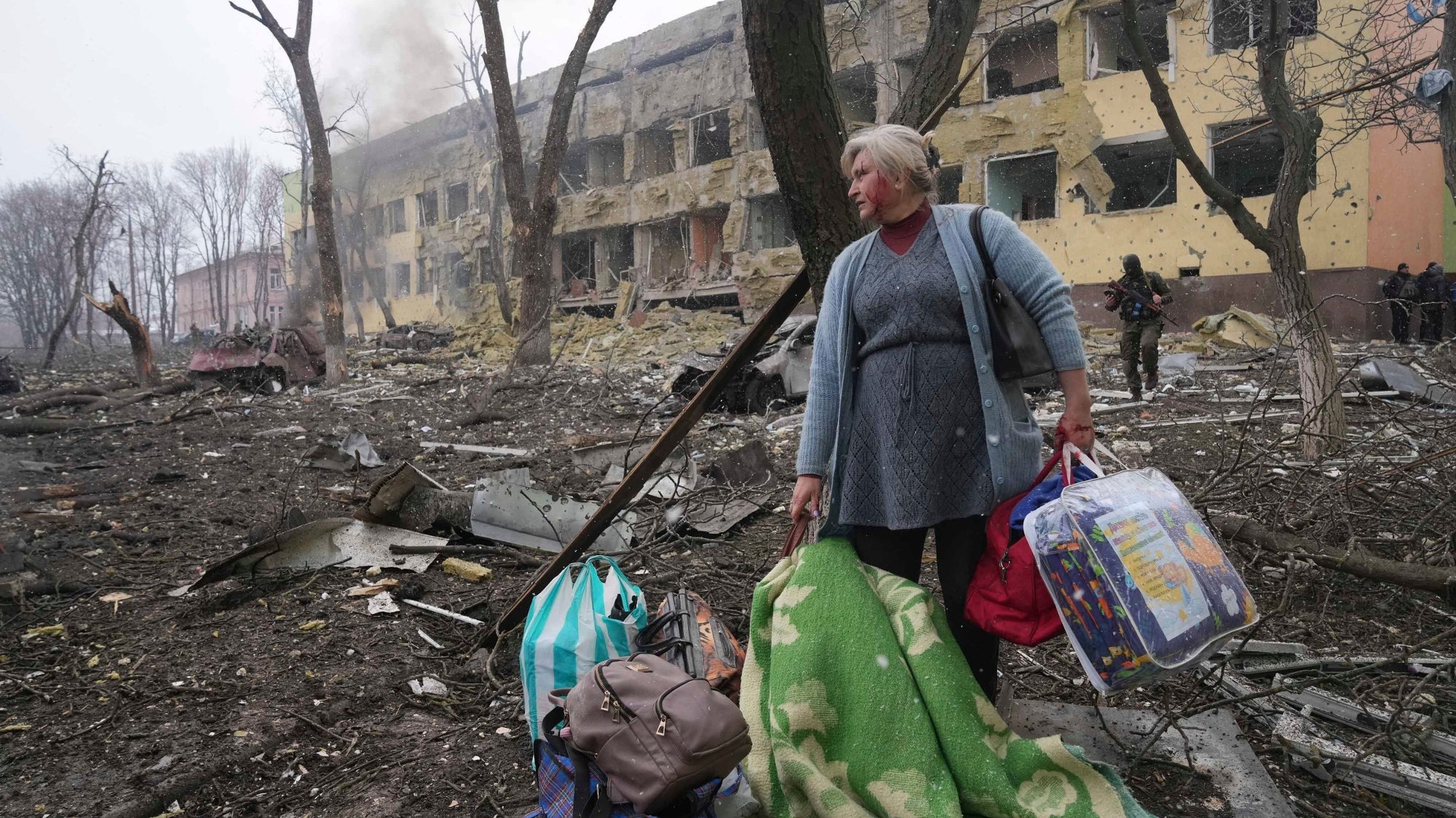 Ukraine, Mariupol |  An Associated Press reporter talks about the nightmare in Mariupol
