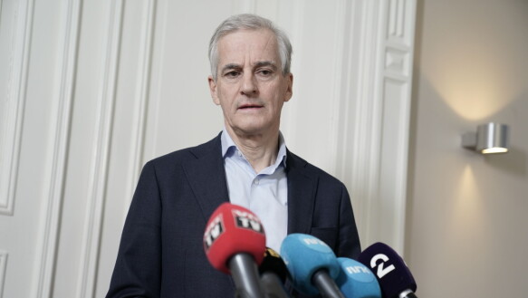 Press meeting: On Saturday, the Prime Minister met with the press to answer questions about the Enoksen case.  Photo: Stian Lysberg Solum / NTB