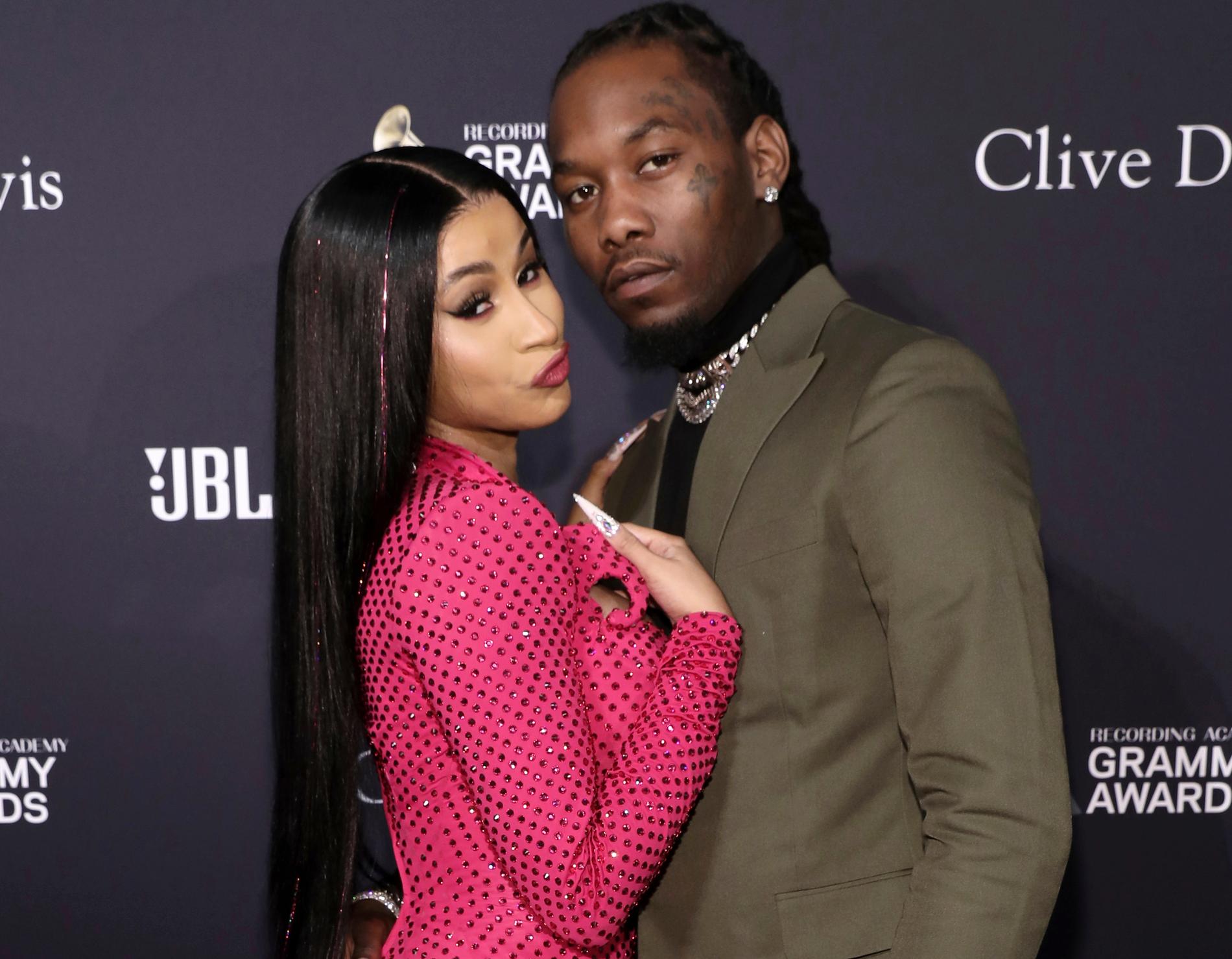 Cardi B and Offset show their son and reveal his name - VG