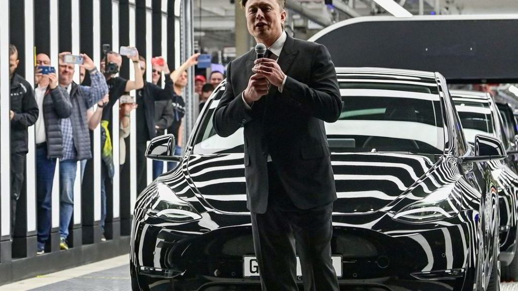 Tesla delivered a record number of cars in an 'exceptionally difficult' quarter