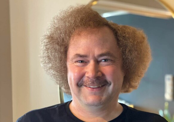 Shocking: Roommate Jimmy Johansson didn't expect this scene when he came home from the hairdresser.  Pictured: Ron Andreessen
