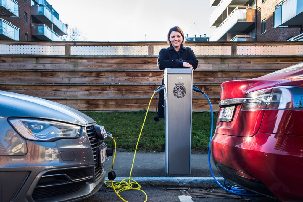 Electric cars, electric car association |  The Electric Vehicle Association says yes to VAT, but fears the government will now avoid a big surprise
