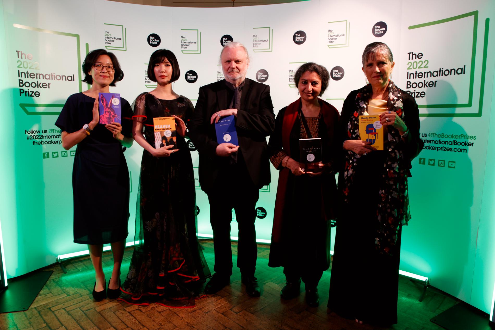 Geetanjali Shree wins Booker Award: - Regardless of Jon Fosse winning - VG