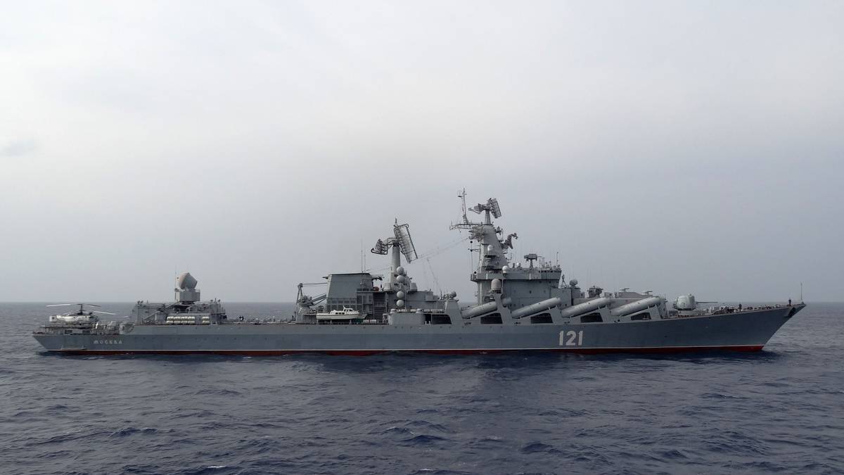 Arkivfoto som viser den russiske svartehavsflåtens flaggskip Moskva