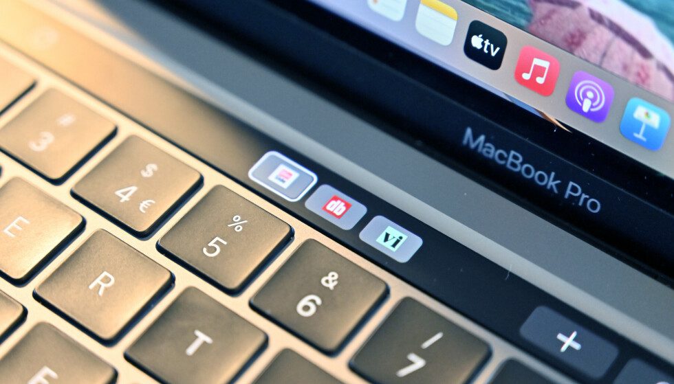 The Touch Bar is still in place.  Photo: Martin Kenningrode Storbo