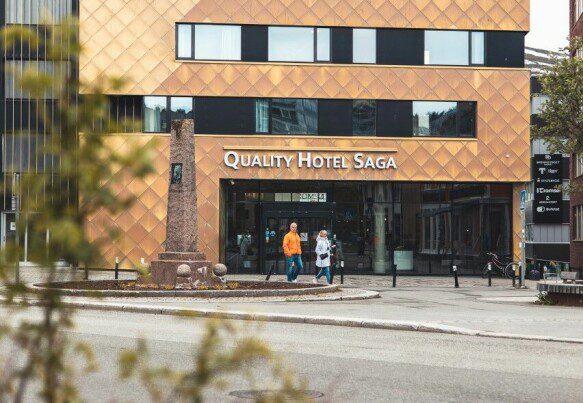 The challenge: It has been difficult to secure enough staff, says hotel manager at Quality Hotel Saga, Jevgeni Mlinnikov.  Photo: Vegard Stien / TV 2