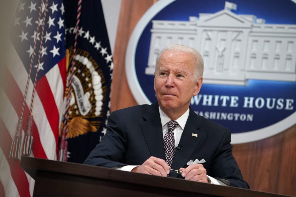 Joe Biden, American Politics |  The question that everyone wants answered.  This is what American experts believe