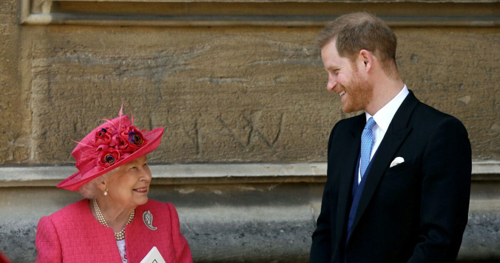 Queen Elizabeth and Prince Harry: - A unique relationship: