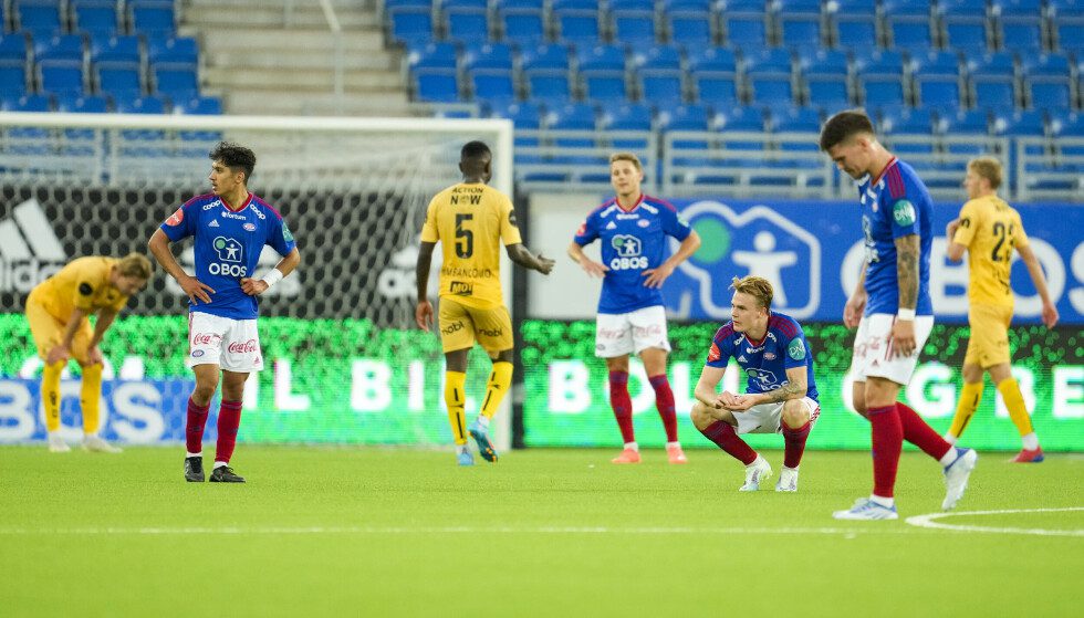 Relegation: VIF players after losing to Bodø/Glimt at the Intility Arena.  Photo: Beate Oma Dahle / NTB
