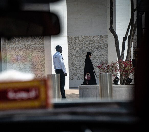 Security guards everywhere: CCTV and security guards are part of the city of Doha.  Photo: Pål S. Schaathun/TV 2