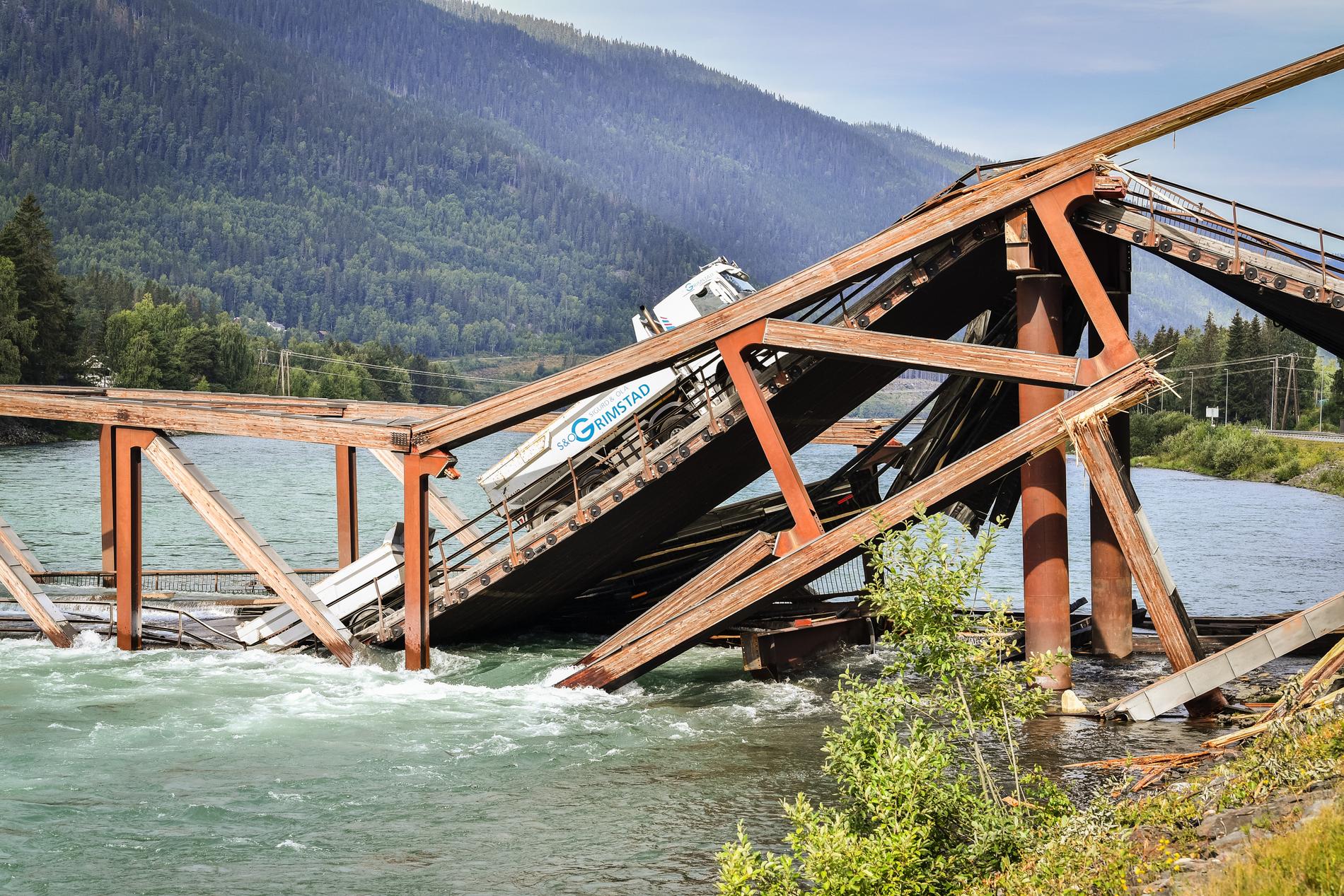 Closes 14 wooden bridges after bridge collapse in Gudbrandsdalen - VG