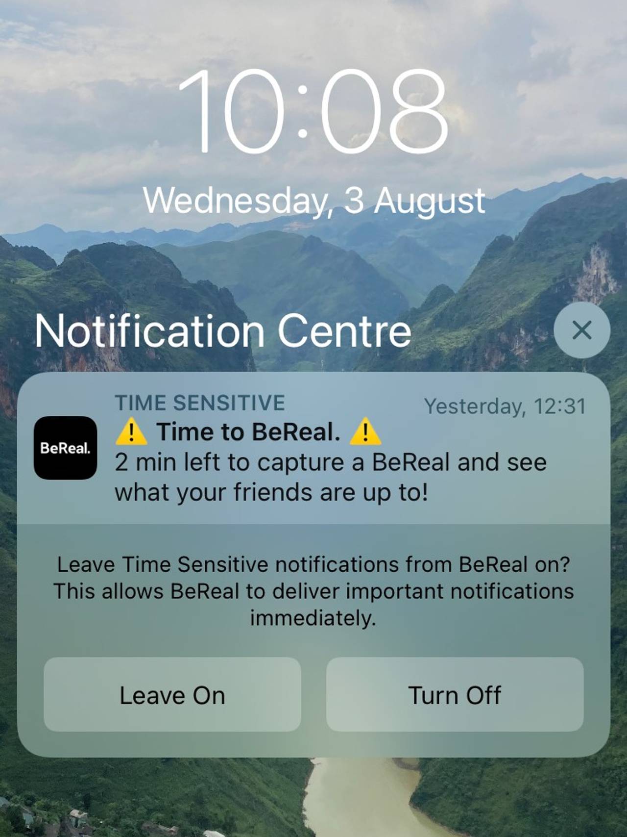 BeReal notification on your phone