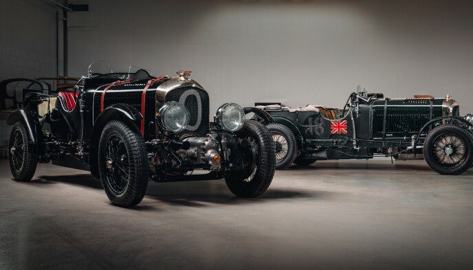 40,000 hours: The original car was disassembled and all parts were 3D scanned so that new parts could be made to match.  The construction of this first car took 40 thousand hours.  Photo: Bentley
