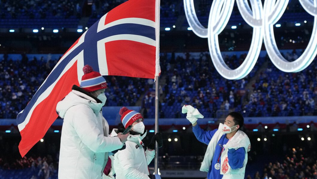 Kjetil Jansrud was the flag bearer during the Olympics opening ceremony on Friday.  Here he is with Maiken Caspersen Falla.  Photo: Natasha Pisarenko