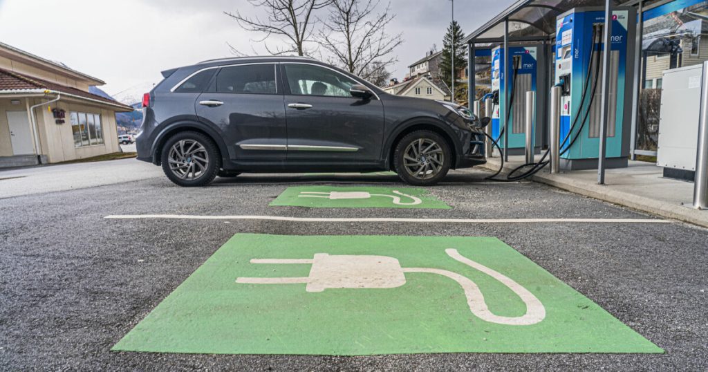 Opponents of electric cars may lose a widely used argument