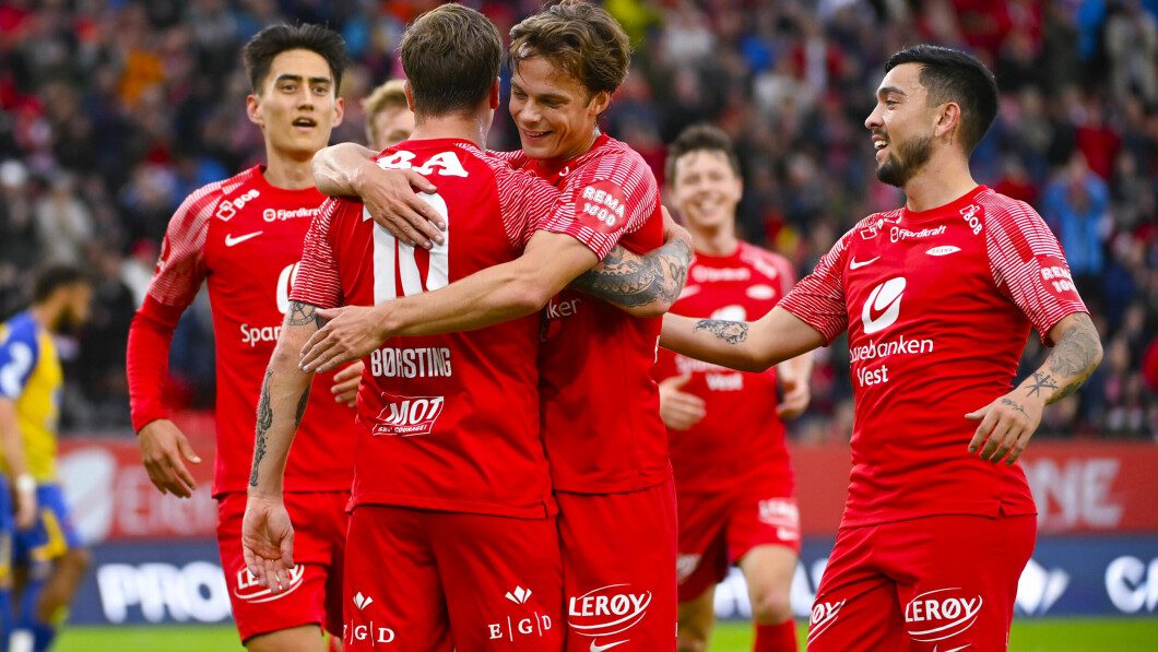 Celebrating the goal: There was a real scoring show at Brann Stadion on Monday night.  Photo: Marit Humidal