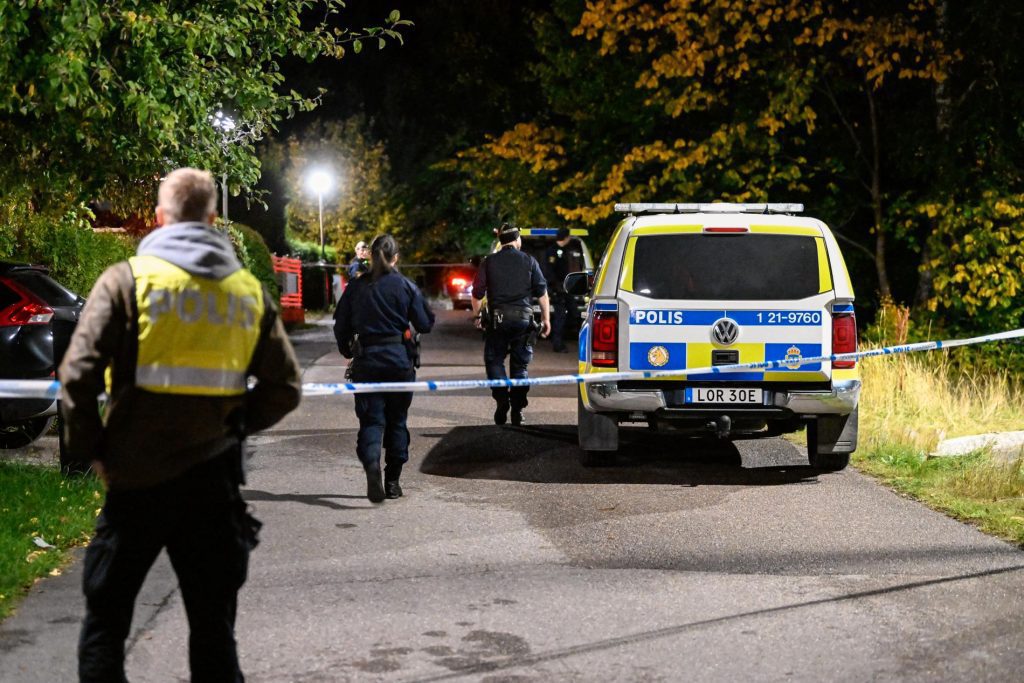 At least two sent to hospital after house shooting in Enköping - VG