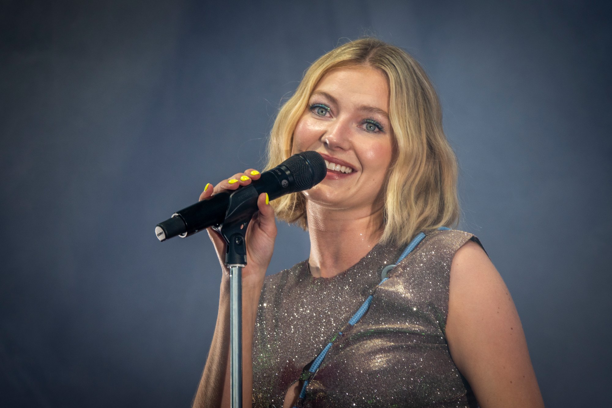 Astrid Q, celebrity |  Astrid S made a loud speech against her record company: They've turned around now