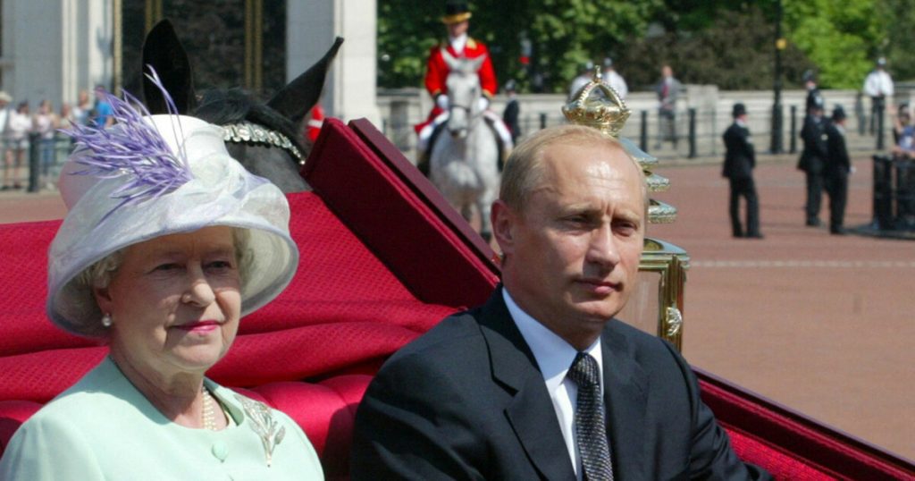 Queen Elizabeth's funeral: - Russia is heating up: