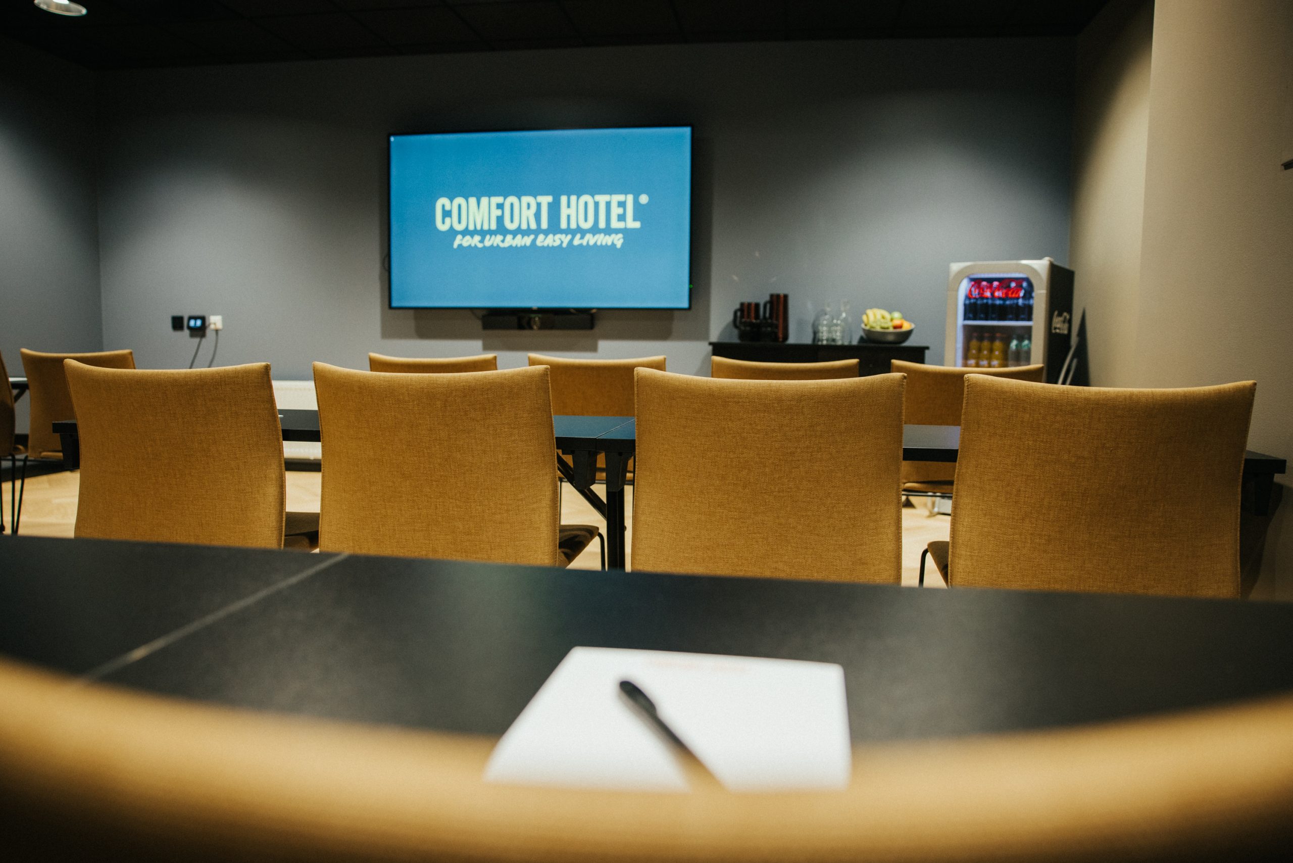 Book a meeting room with lunch with us