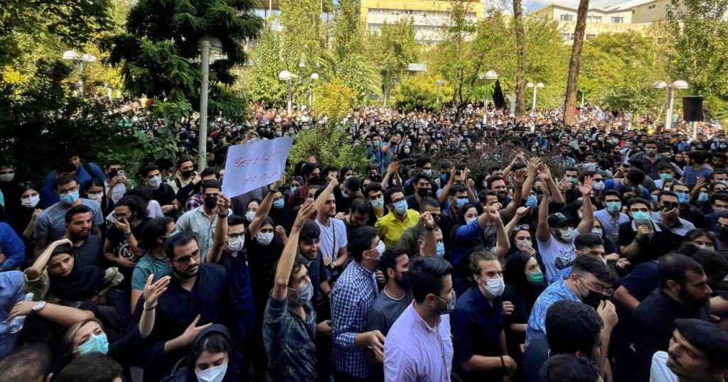 Demonstrations in Iran: - It is far and incomprehensible that the state decides how much hair and skin women can show in public
