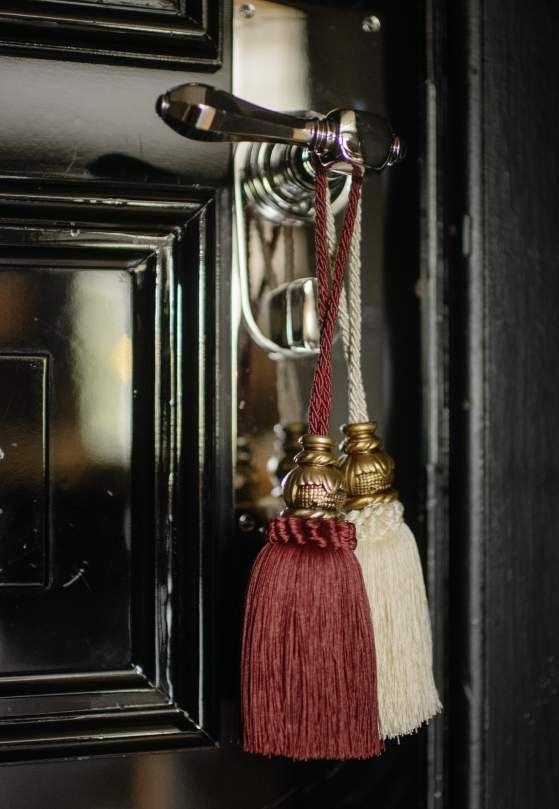 Tassel on the door: Many hotels have a sign 