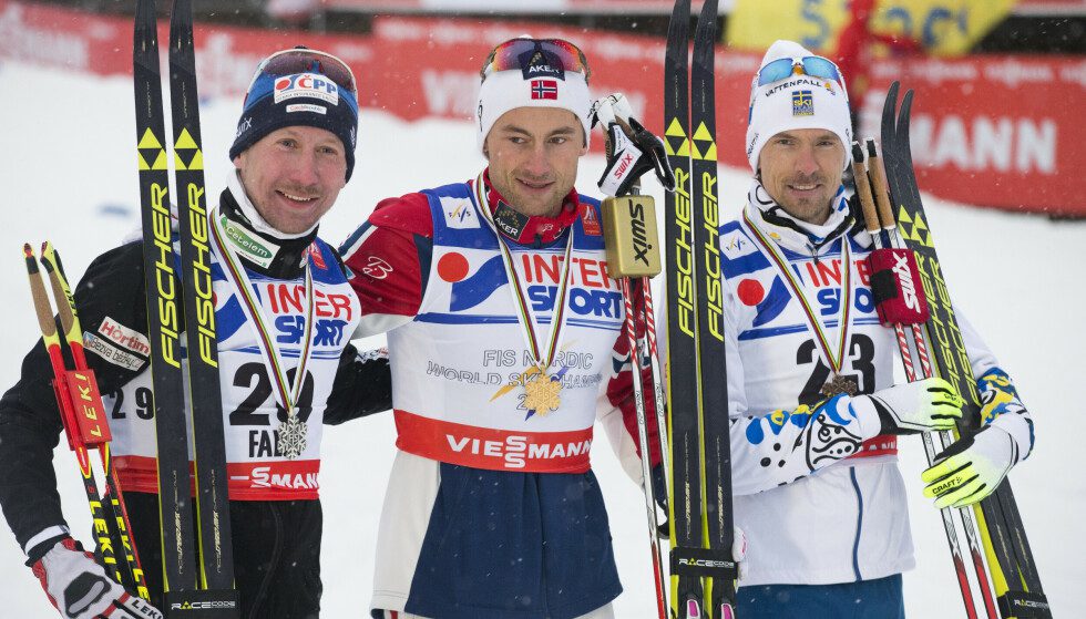 Then something went wrong: Johan Olsson won the individual gold and here the bronze behind Peter Northog and Lukas Bauer in the Falun water course in 2015. Then the downturn began in the Swedish men's cross-country skiing.  Photo: Terje Bendiksby/NTB